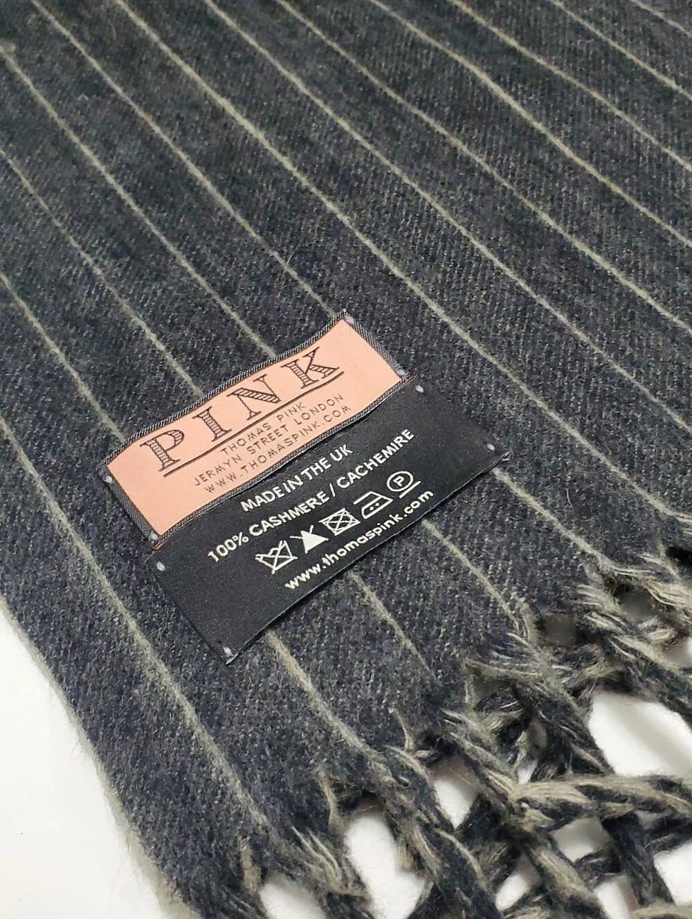 Thomas Pink Unisex Cashmere Scarf Gray Pinstripe Pattern 76x12.5